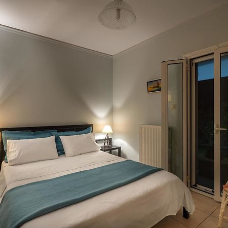 Maria'S Seaside Villa - House With 3 Rooms In Marathon, With Wonderful Екстер'єр фото
