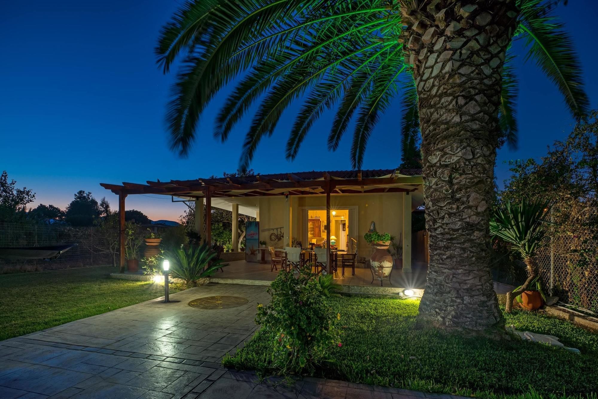Maria'S Seaside Villa - House With 3 Rooms In Marathon, With Wonderful Екстер'єр фото